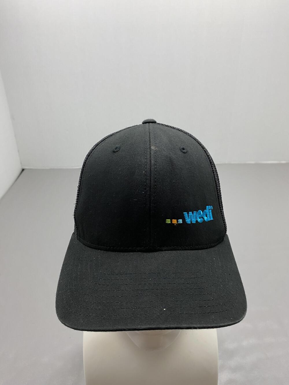 WEDI Hat Cap Strap Back One Size Black Flexfit Trucker Mesh Back Stretch Mens